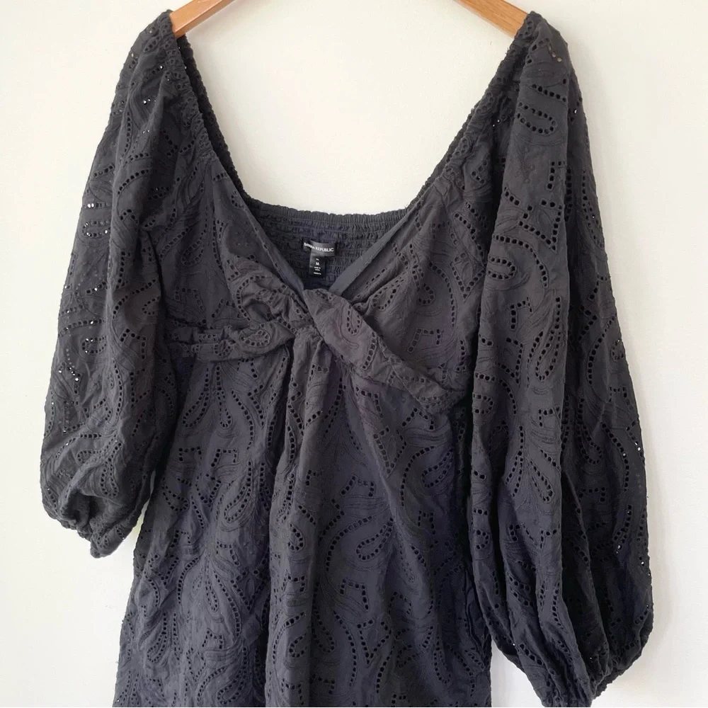 Banana Republic Eyelet Twist Mini Dress MT Med Tall Black Puff Sleeve Babydoll
